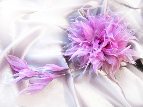 Шикарные цветы из ткани