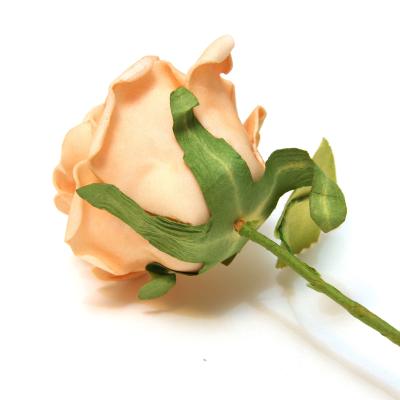 Роза из фоамирана