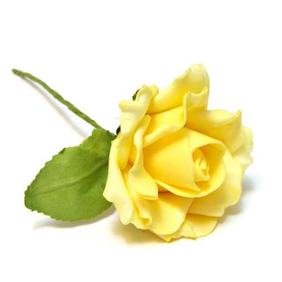 Желтые розы из латекса