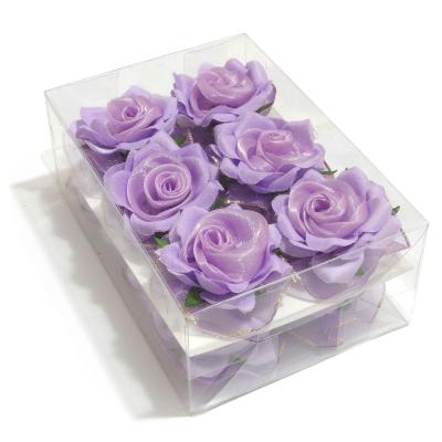 Фиолетовые головки роз